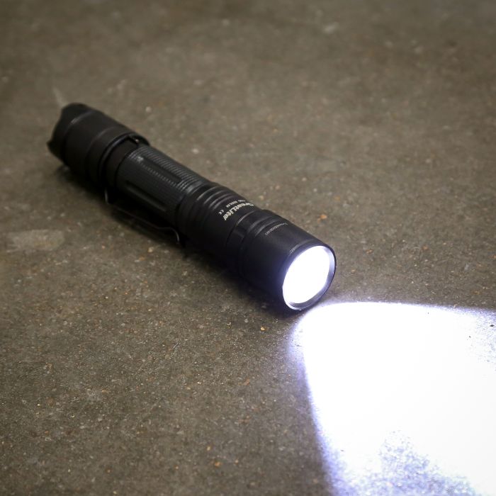 1000 Lumens LED Rechargeable 5 Light Mode Professional Flashlight